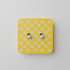Switches Pattern Daisies Double